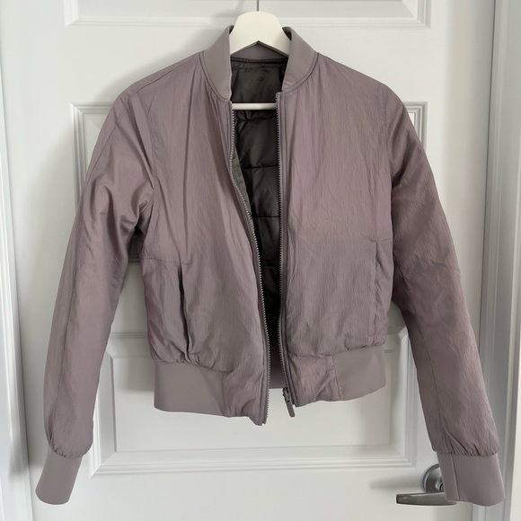 Lululemon Non-Stop Bomber Jacket size 4 - Picture 3 of 4